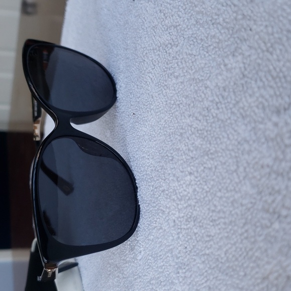 Marc Jacob's sunglasses 🕶 😎 😍 🔥 - Picture 5 of 16